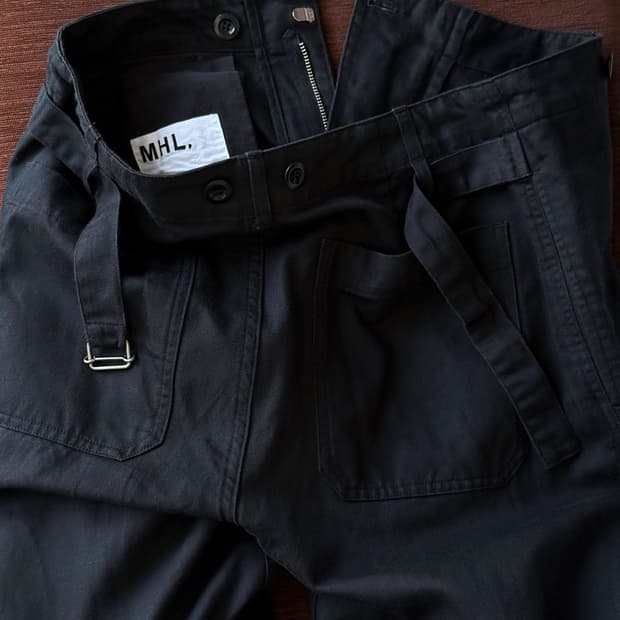 MHL.