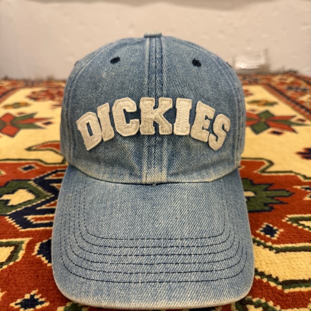 디키즈 로고 자수 캡
