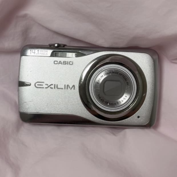 카시오 엑슬림 EX- Z550 (casio exilim z550)