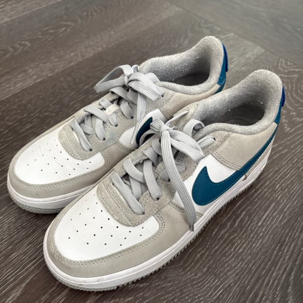 나이키 에어포스 애슬레틱 클럽 240