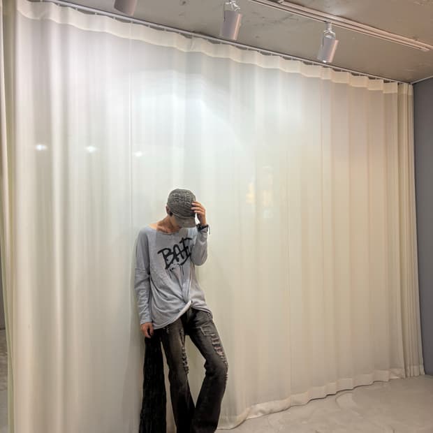 “Unknown” Bad Print Grunge Sleeve