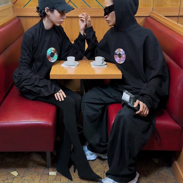 Balenciaga 투마이러브 후드티