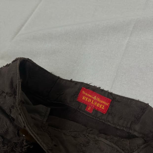 비비안 위스트우드 레드 라벨 스커트 (2)