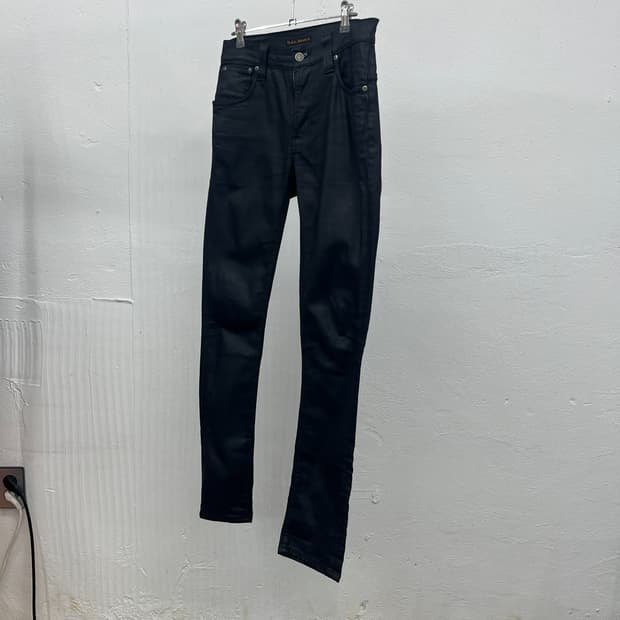 [30] NUDIEJEANS BLACK COATING JEASN
