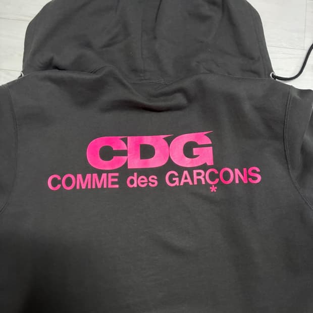 Cdg 후드집업