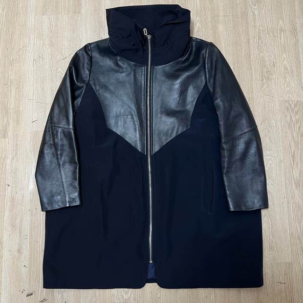 더아이잗 여성 양가죽 하이넥 코트 55-66 