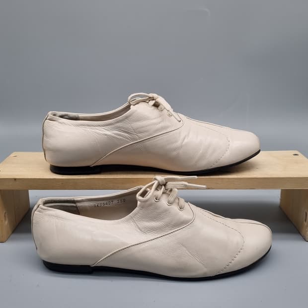 르베이지 여성가죽스니커즈250