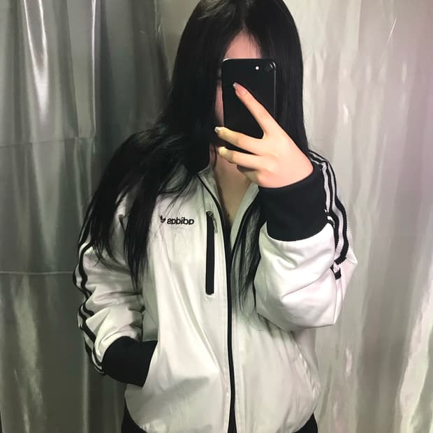 아디다스 흰검 점퍼