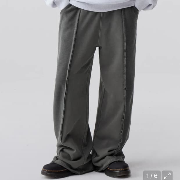 코드그라피 피그먼트 리버스 배색 트레이닝 팬츠_차콜