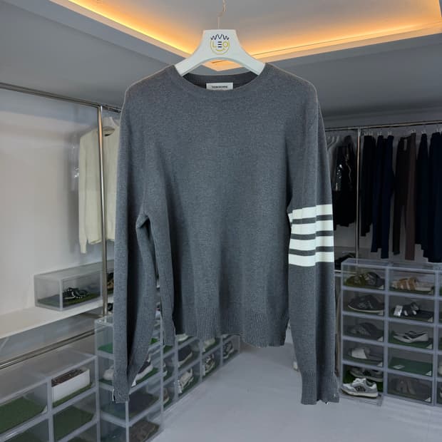 [리오브전포점] 톰브라운 밀라노스티치 사선 니트 3