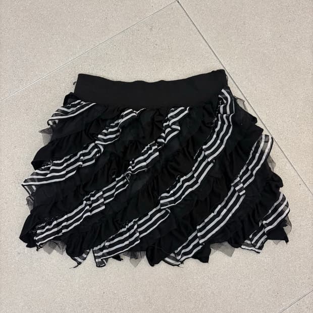 블랙 스트라이프 캉캉스커트