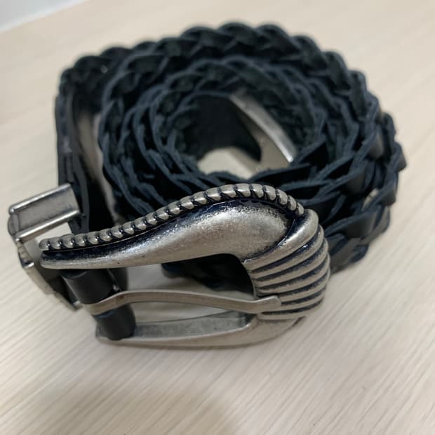 아캄 웨스턴 벨트