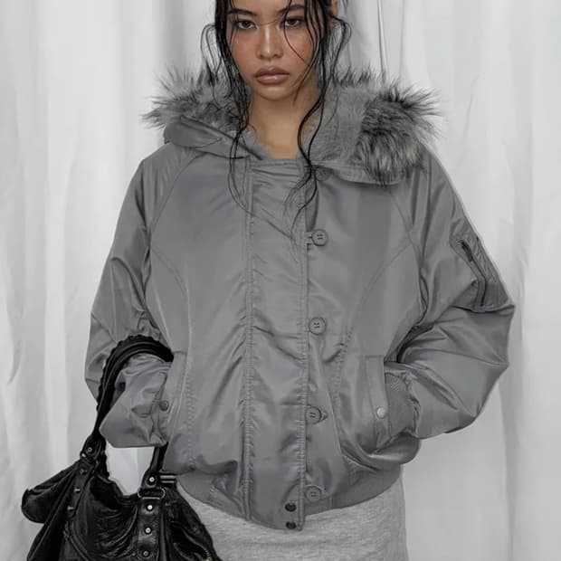 블랙업 누닐 퍼트리밍 후드 점퍼