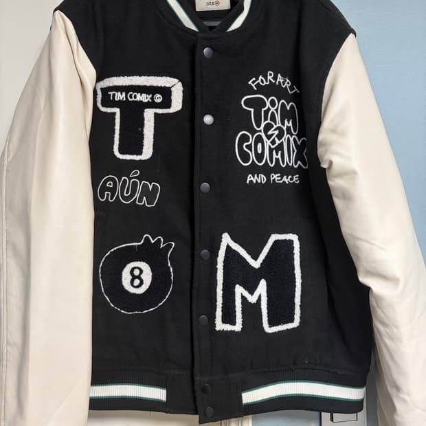 M size ) Timcomix 8 ball Varsity Jacket