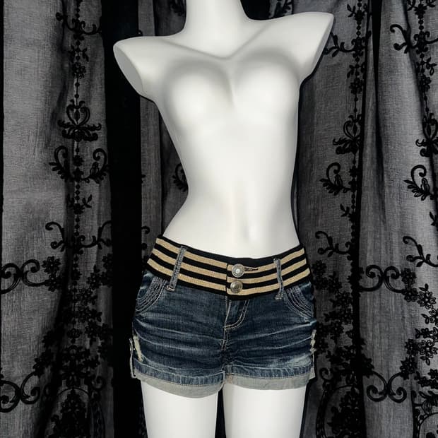 Gyaru banded denim shorts