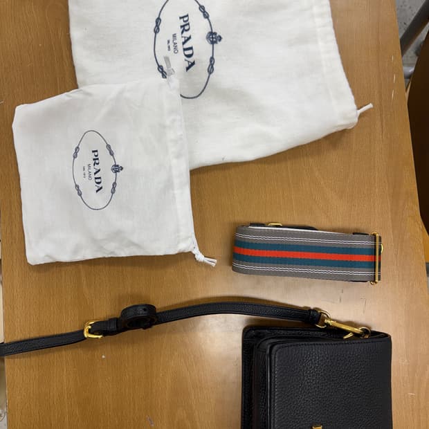 프라다 비텔로 다이노 숄더 크로스백 오늘만 100에 쿨거