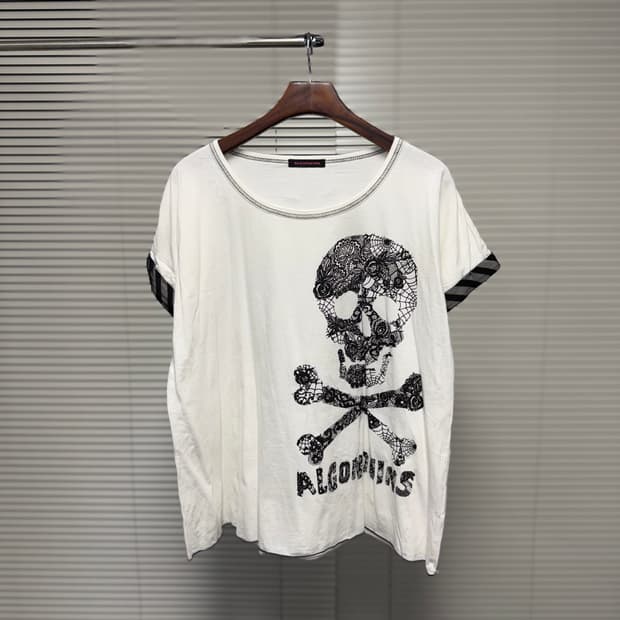 algonquins 레이스 티셔츠