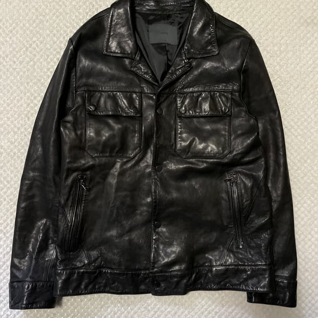 AND Z 웨스턴 무드 램스킨 양가죽 포켓 레더 트러커 자켓