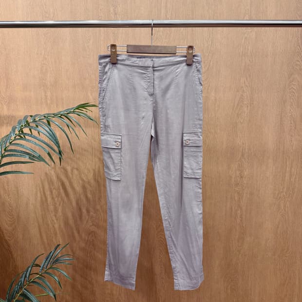띠어리 카고 팬츠 텍스처 플랩 포켓 디테일 슬림핏 라이트 그레이
