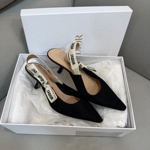 디올 펌프스 슬링백 힐 구두 36.5사이즈 