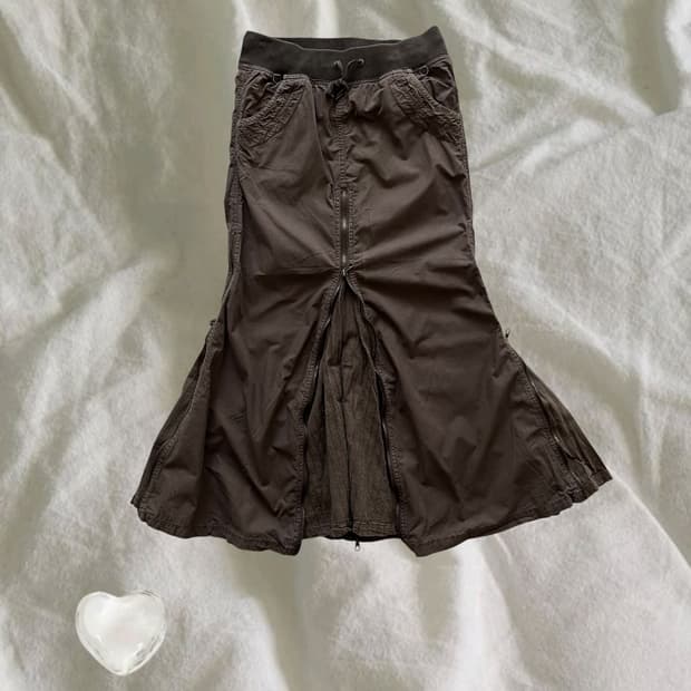 G.O.A . 고아 지퍼 롱스커트