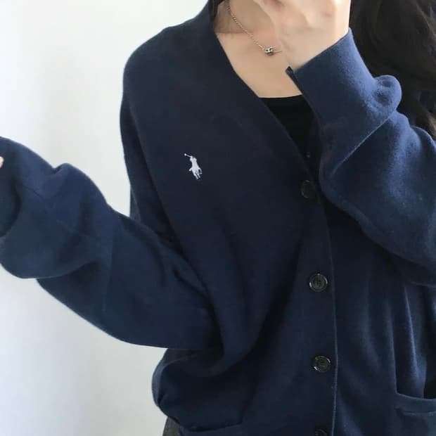폴로 브이넥 가디건