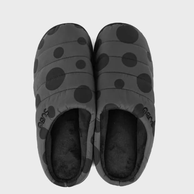 스부Subu Winter Sandal (Charcoal Snow Dot)