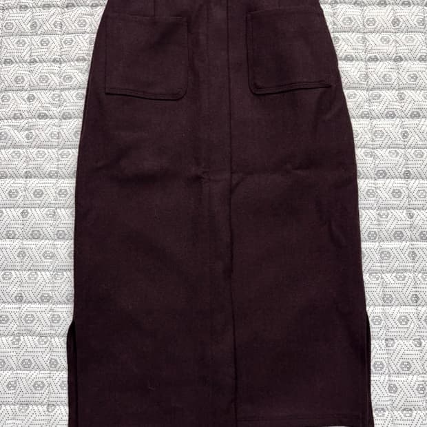 한섬 TIME 모 혼방 뒷밴딩 스커트 24.4