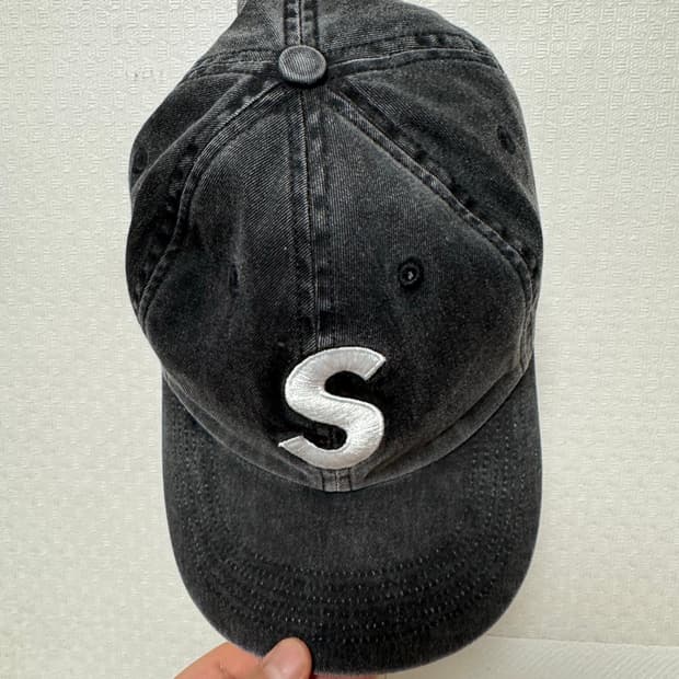슈프림 S로고 워싱 볼캡 차콜