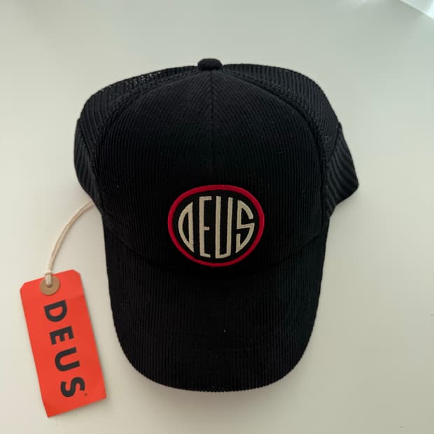 플리마켓🔥 데우스 트러커 볼캡
