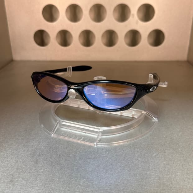 오클리 Fate 페이트 (2002)