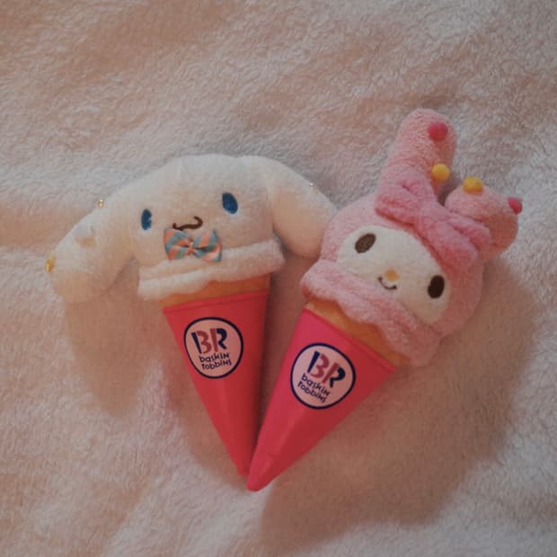 산리오 베스킨라빈스 콜라보 한정 마이멜로디&시나모롤 아이스크림 인형