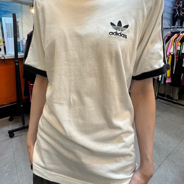 아디다스 티셔츠 M