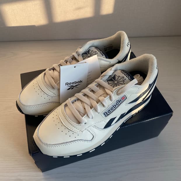 리복 Classic 1983 클래식 레더 스니커즈 화이트 운동화 신발