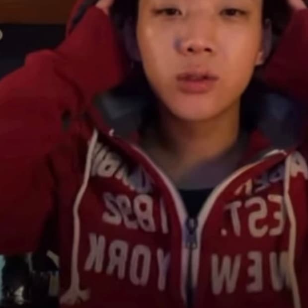 양홍원st 아베크롬비 스펠 로고 딥레드 후드집업