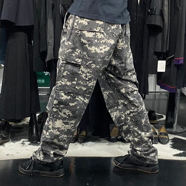Japanese vtg 핀턱 디테일 카모 카고팬츠
