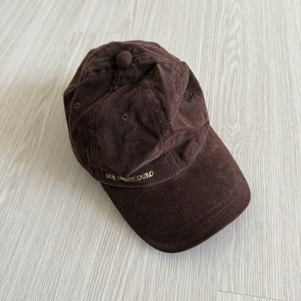 Ouro 코듀로이 볼캡