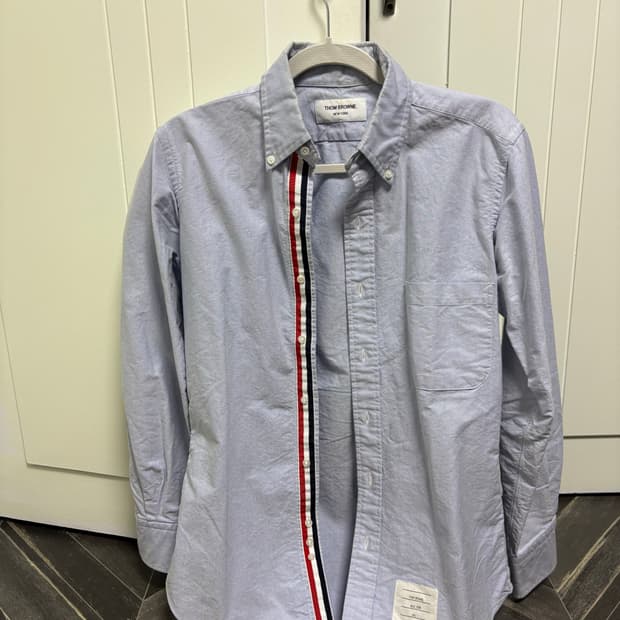 톰브라운 셔츠