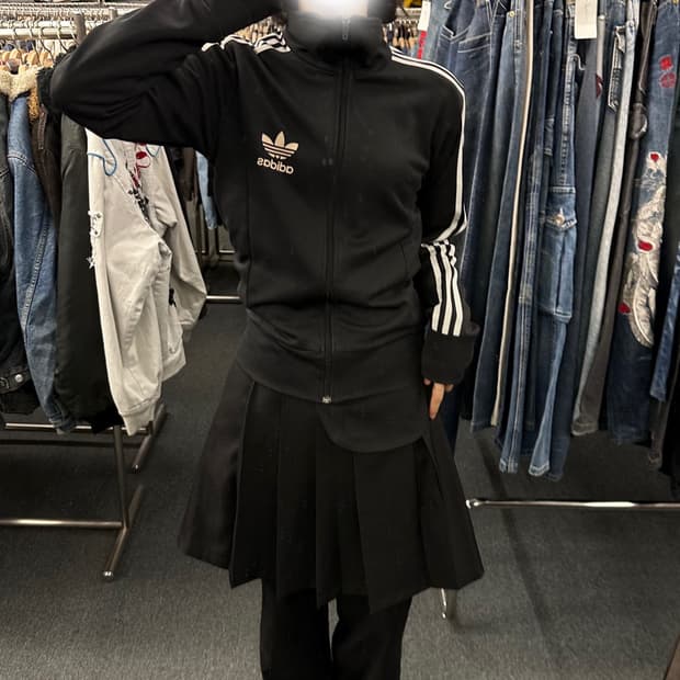 95)아디다스 블랙 트랙탑 저지