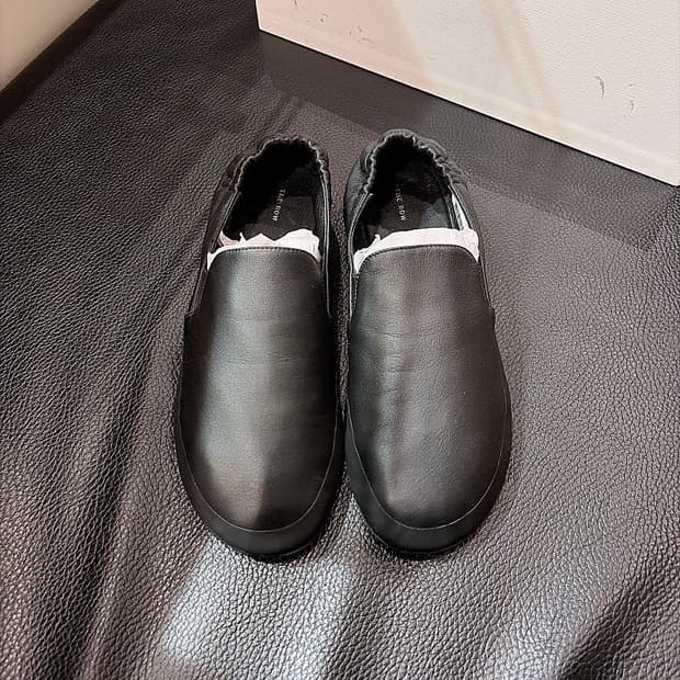 (정품/새상품) 더 로우 여성 블랙 램스킨 테크 로퍼