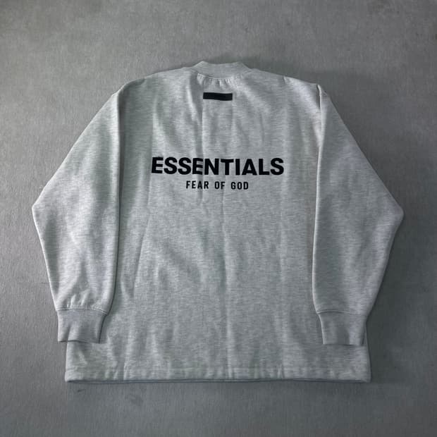 105 피오갓 에센셜 백로고 스웻셔츠