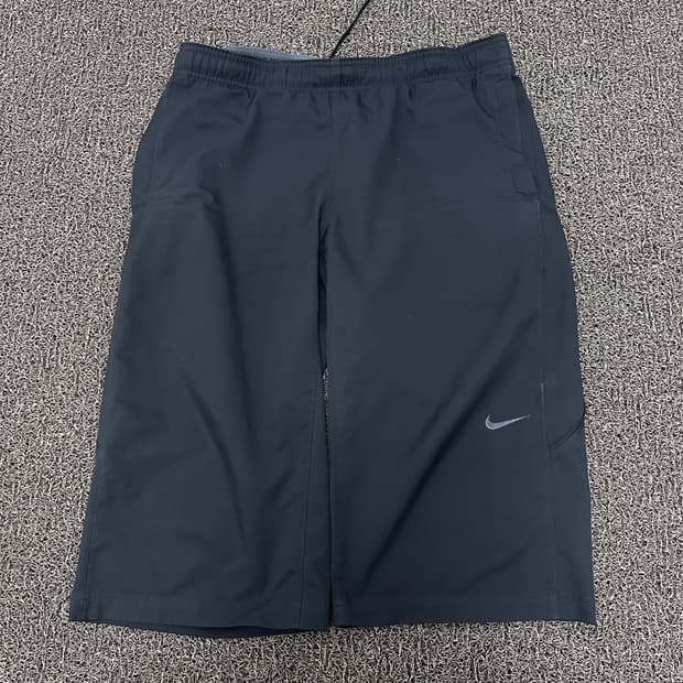 NIKE 나이키 스우시 반바지 운동복 블랙 L
