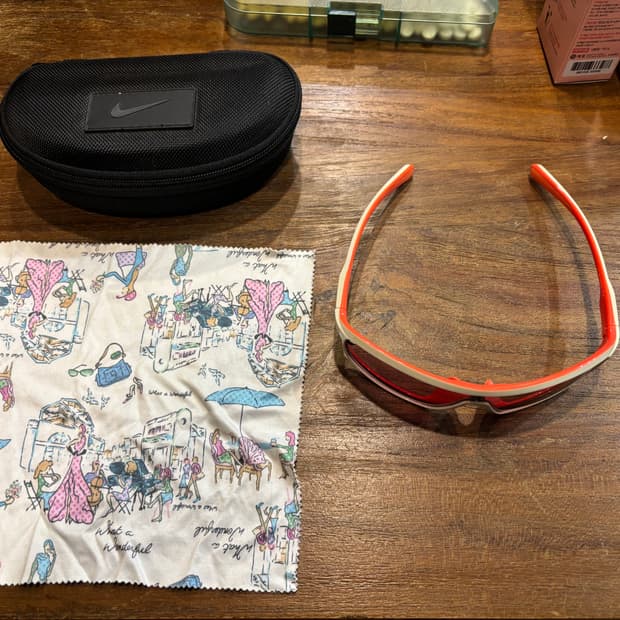 나이키 로드머신 스포츠 선글라스