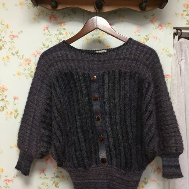 버튼 가오리핏 니트