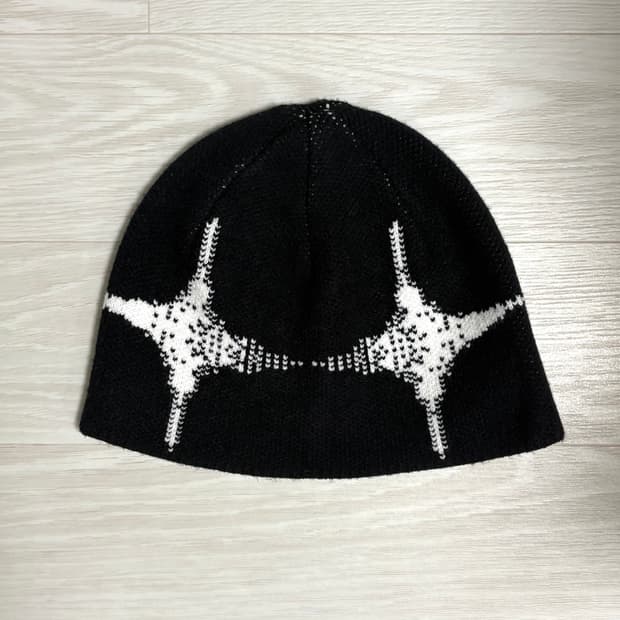 러브이즈트루 비니