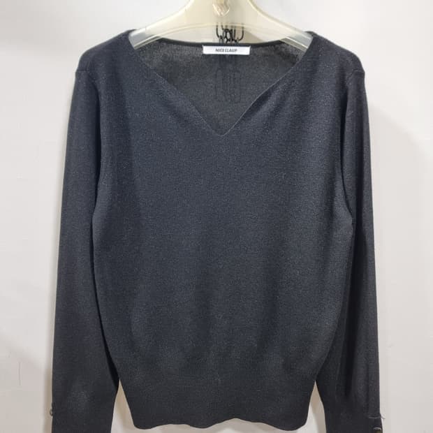 나이스클랍 V넥 니트티 (D147