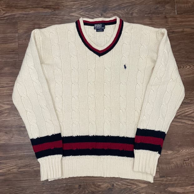 폴로 랄프로렌 램스울 케이블 브이넥 니트 스웨터