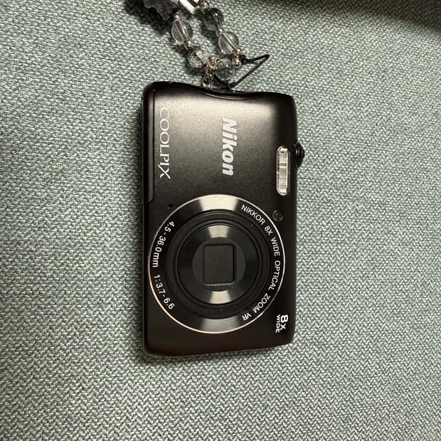 Nikon coolpix s3700 디카