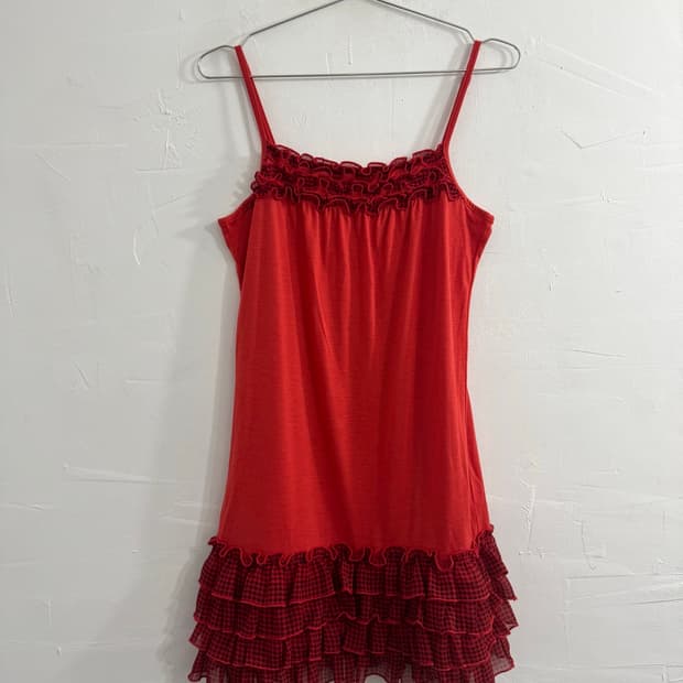 red check sleeveless