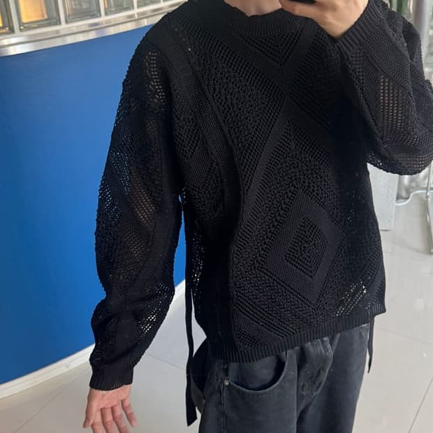 MESH KNIT 지오메트리 메시 니트